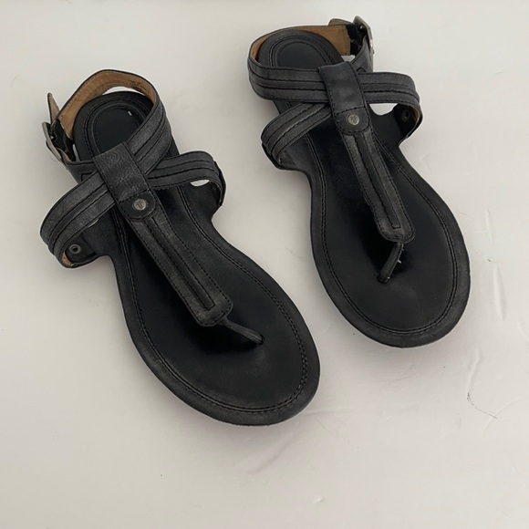 Frye Shoes - Frye Alessia Trapunto Sandals